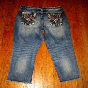 VIGOSS Capri Embellished Raw Hem Jeans